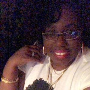 Meet your Posher, Lenise